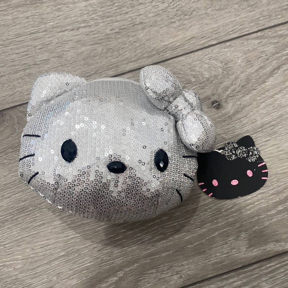 Hello Kitty Purse (silver glitter with chain)